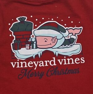 Vineyard Vines long-sleeved Christmas whale tee size 4T